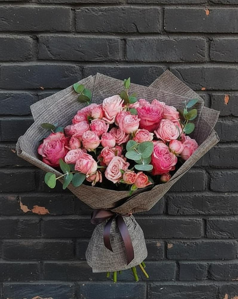 Букет цветов из: Розы в Эсто-Садок