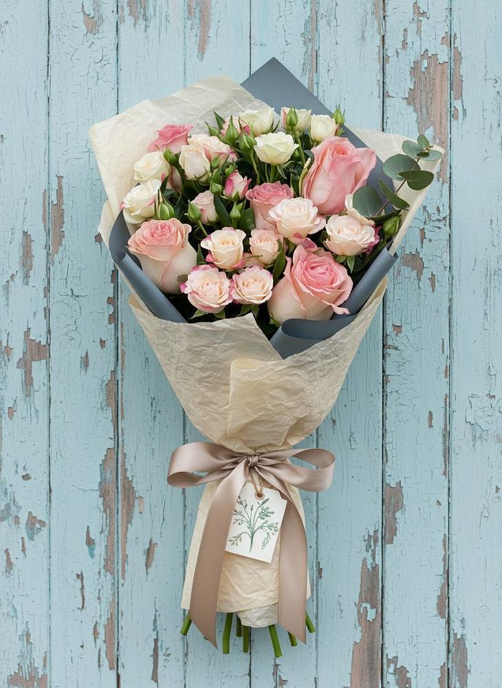 Букет цветов из: Розы в Эсто-Садок