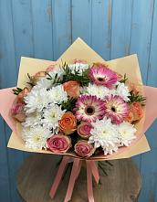 Букет цветов из:  Розы, Герберы и Хризантемы #REPLACE_PRED# Эсто-Садок