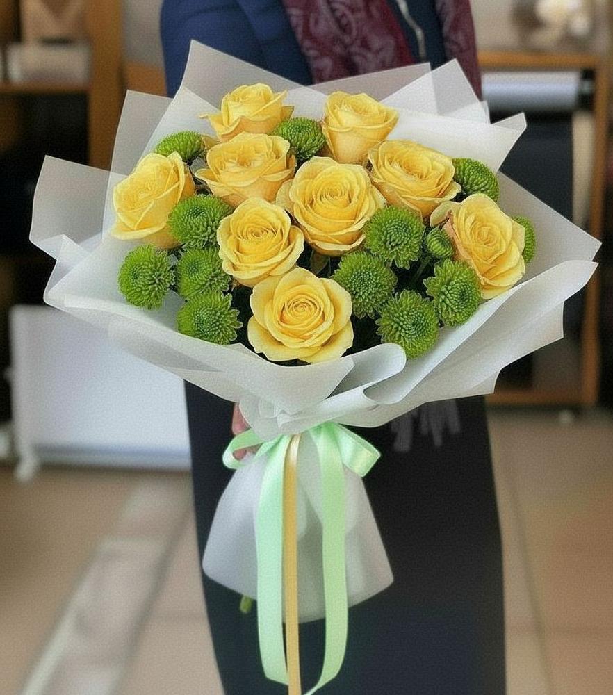 Букет цветов из: Хризантемы и Розы в Эсто-Садок