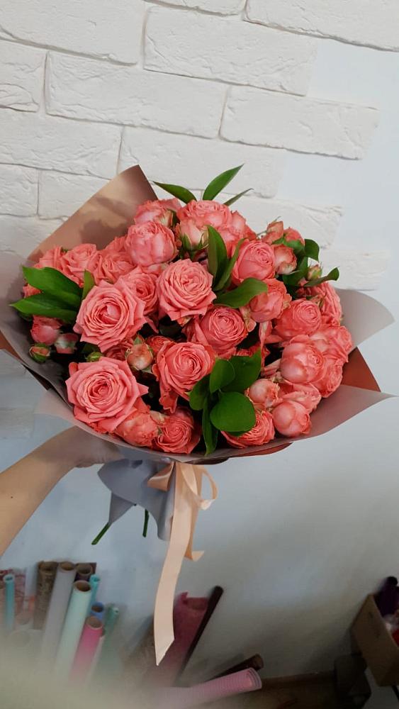 Букет цветов из: Розы в Эсто-Садок