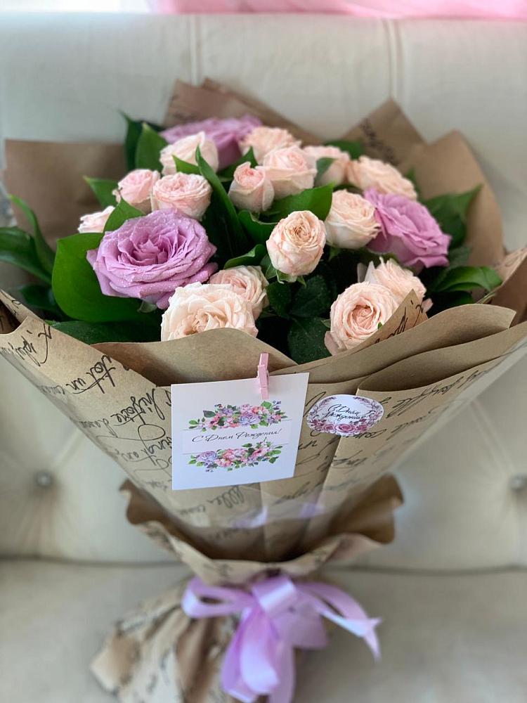 Букет цветов из: Розы в Эсто-Садок