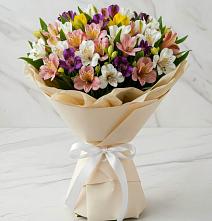 Букет цветов из:  Альстромерии в Эсто-Садок
