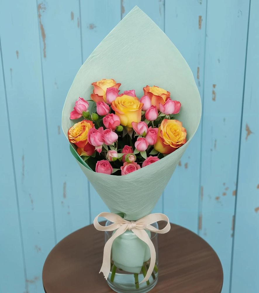 Букет цветов из: Розы в Эсто-Садок