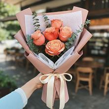Букет цветов из:  Розы в Эсто-Садок
