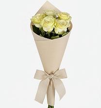 Букет цветов из:  Розы в Эсто-Садок