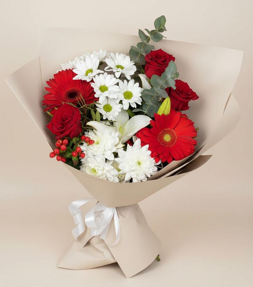 Букет цветов из: Розы, Хризантемы, Герберы и Лилии в Эсто-Садок
