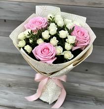 Букет цветов из:  Розы в Эсто-Садок