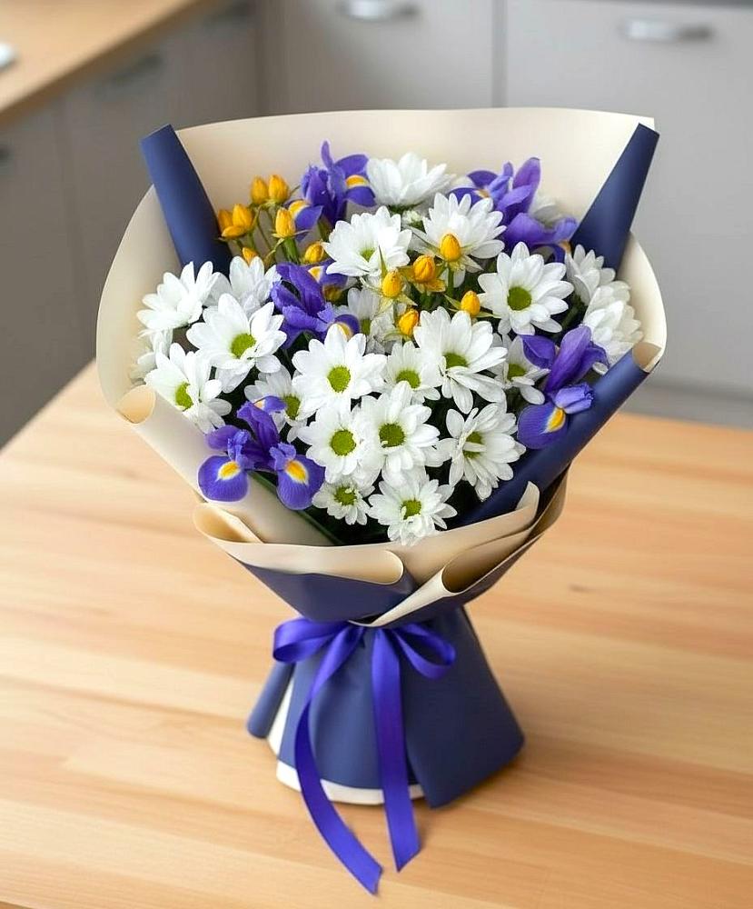 Букет цветов из: Розы, Ирисы и Хризантемы в Эсто-Садок