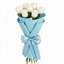 Букет 7 белых роз Проуд в Эсто-Садок