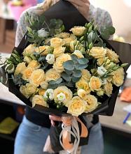 Букет цветов из:  Розы и Лизиантусы #REPLACE_PRED# Эсто-Садок