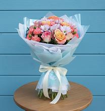 Букет цветов из:  Хризантемы и Розы #REPLACE_PRED# Эсто-Садок