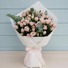 Букет цветов из:  Розы в Эсто-Садок